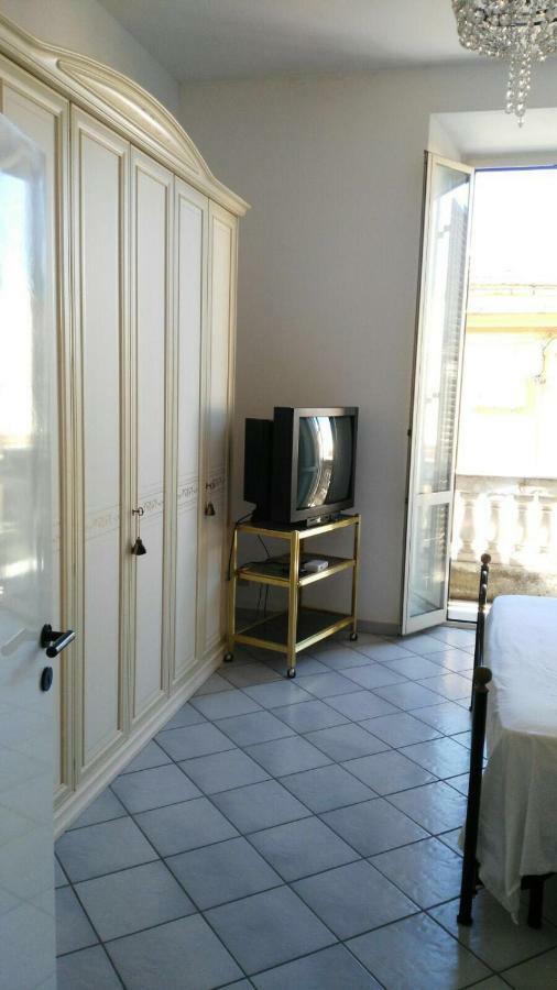 Whole Holiday Home Apartment Splendid Civitavecchia Da Pamino & Priscilla ภายนอก รูปภาพ
