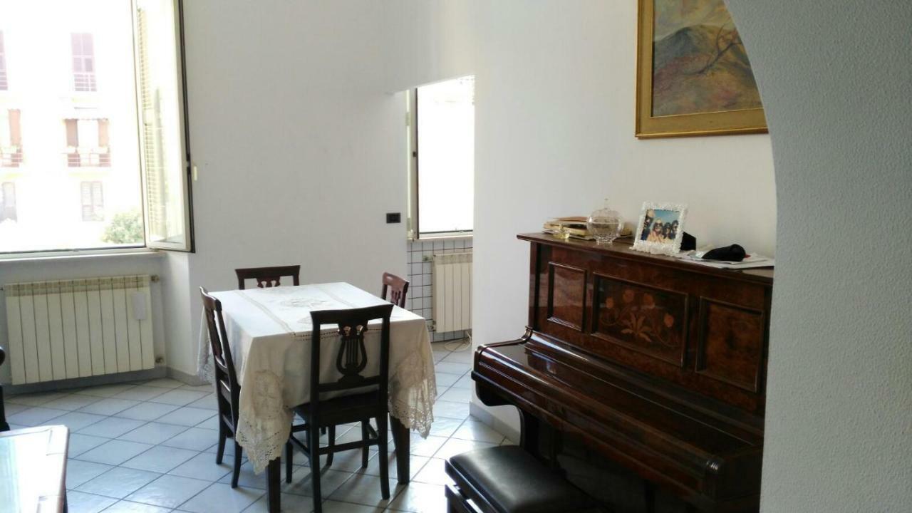 Whole Holiday Home Apartment Splendid Civitavecchia Da Pamino & Priscilla ภายนอก รูปภาพ